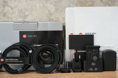LEICA M11 Black Paint Version JP 付属品完備 点検済み