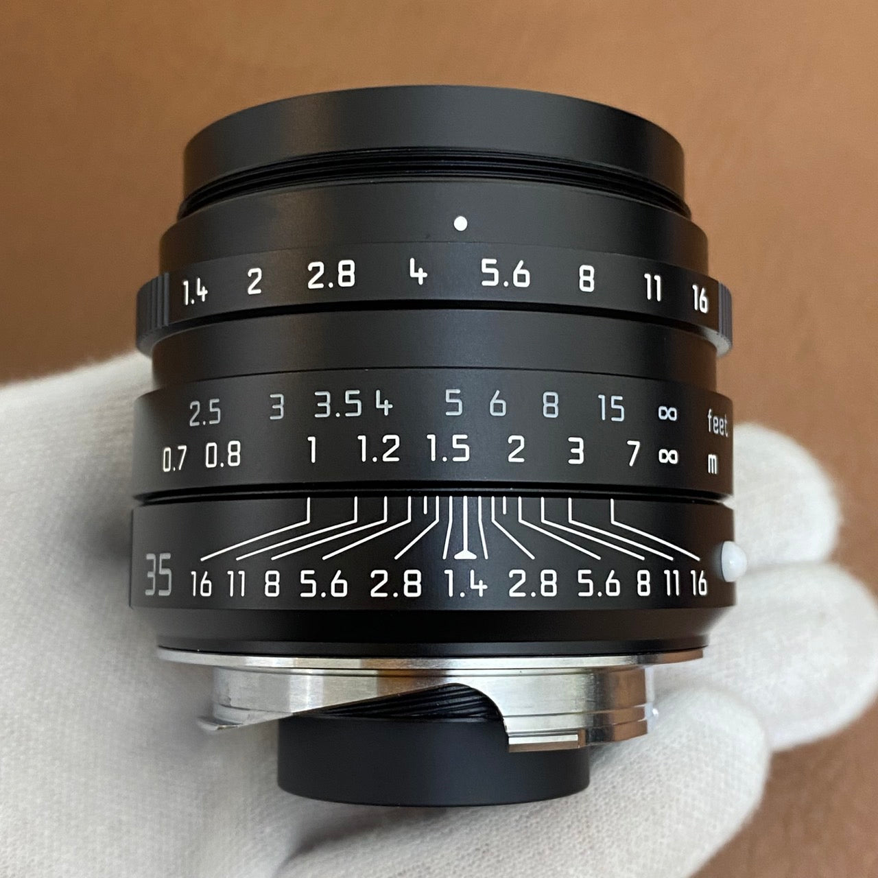 LEICA Summilux M35mm f1.4 ASPH. Leitz Wetzlar 11700