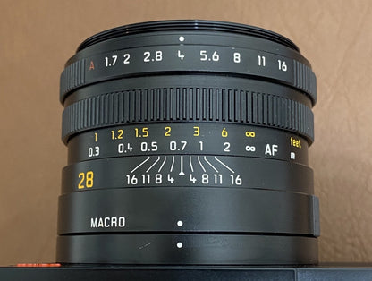 LEICA Q2