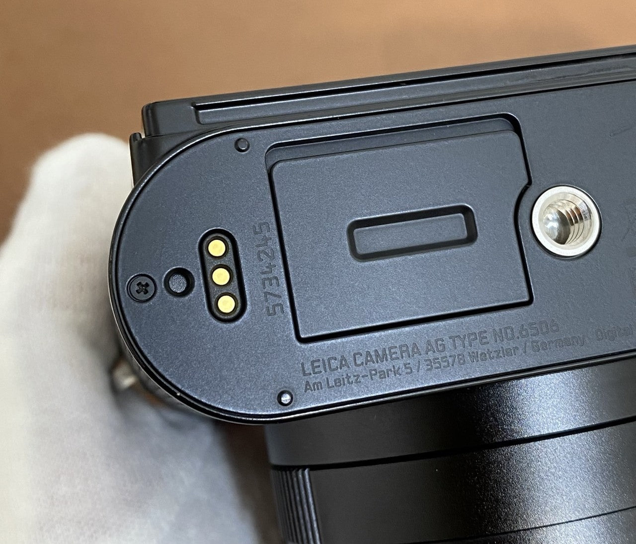 LEICA Q3 付属品完備 – まるかめら