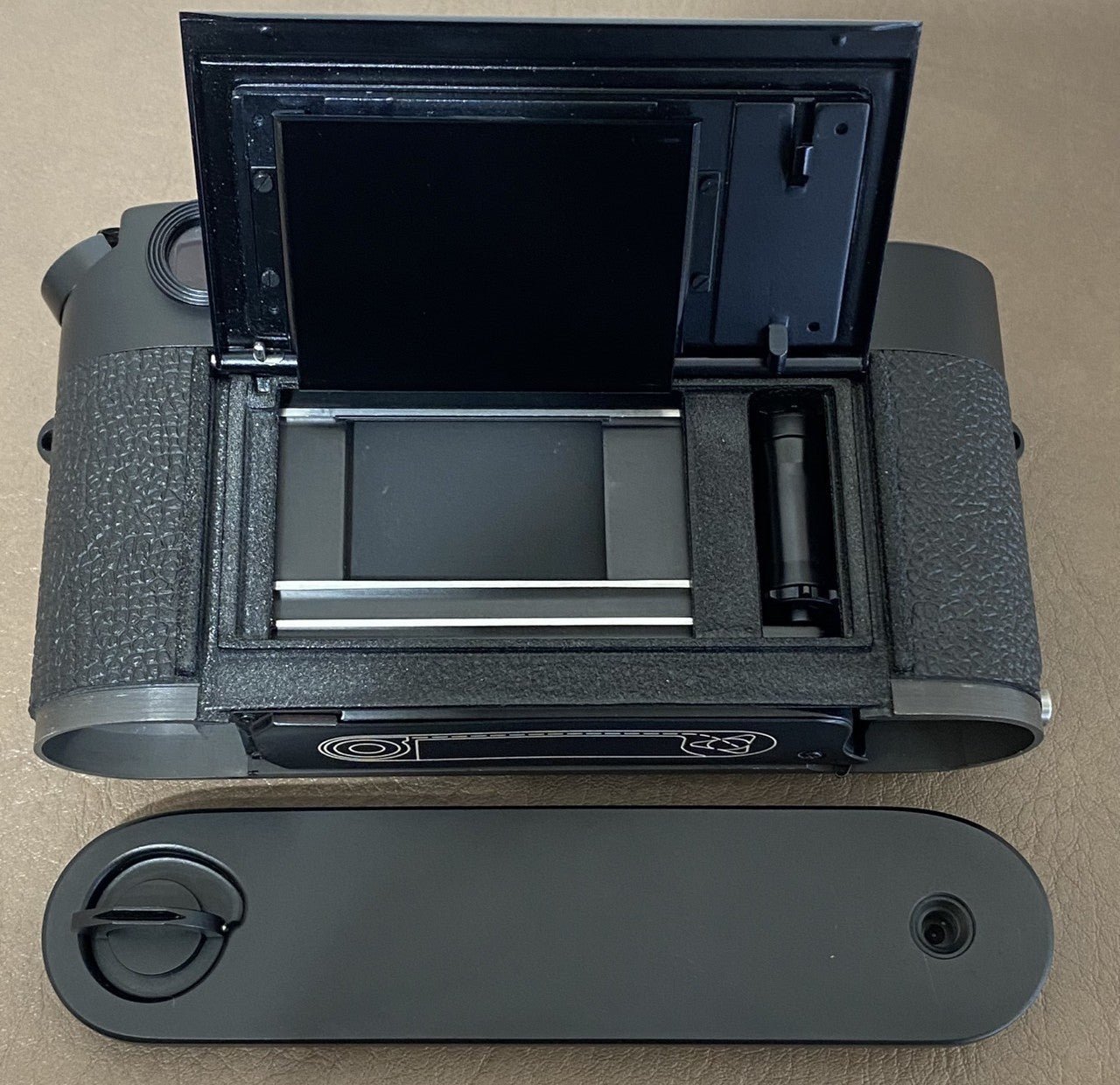 【OH済み】LEICA ライカ M4 50周年 ブラッククローム ライカ M4 50周年 ブラッククローム ボディ 320-I【中古管理番号