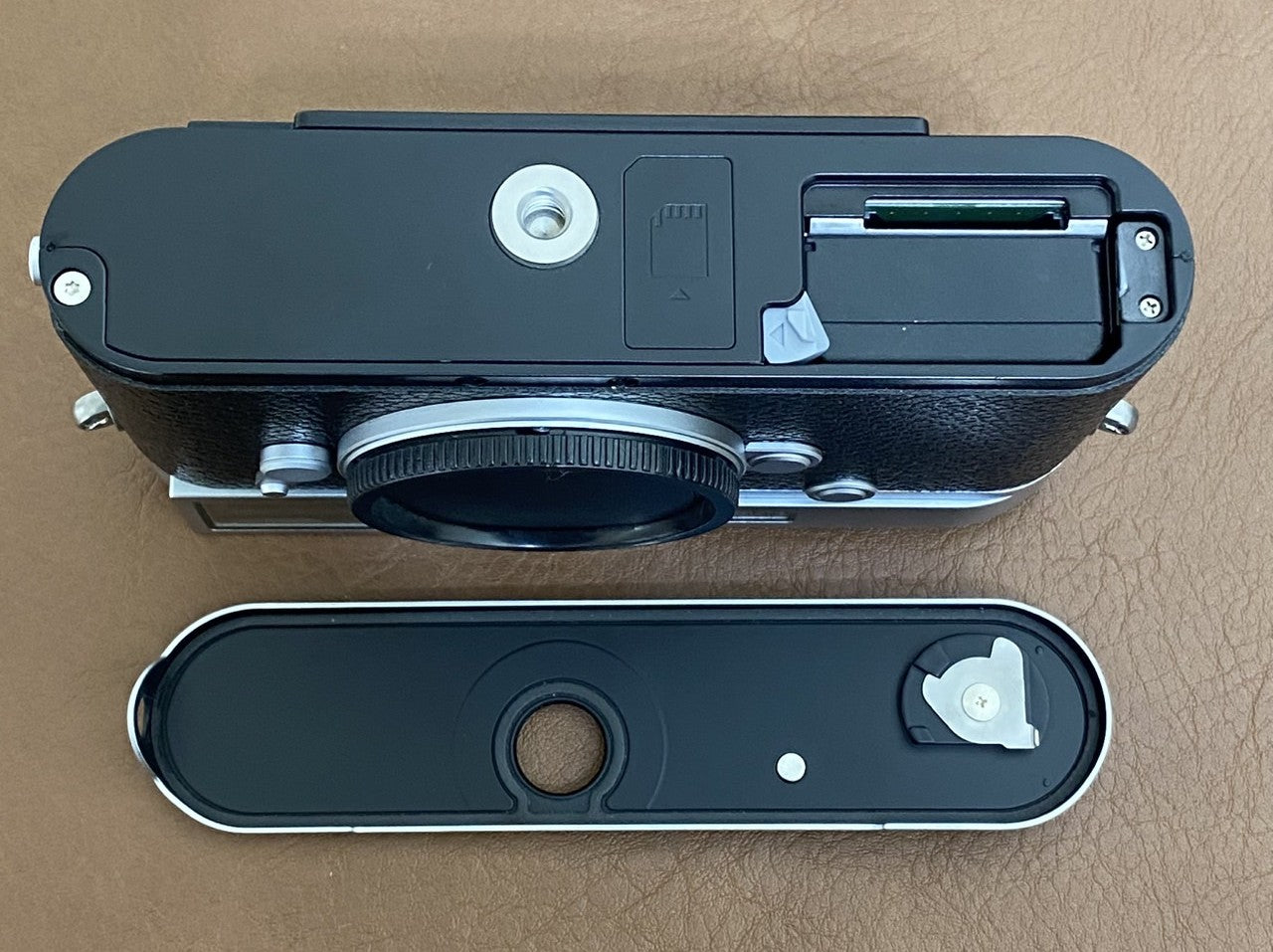 【Leica m10 silver】美品・付属品付 中古)Leica (ライカ) M10 Leitz park Edition シルバークローム（商品