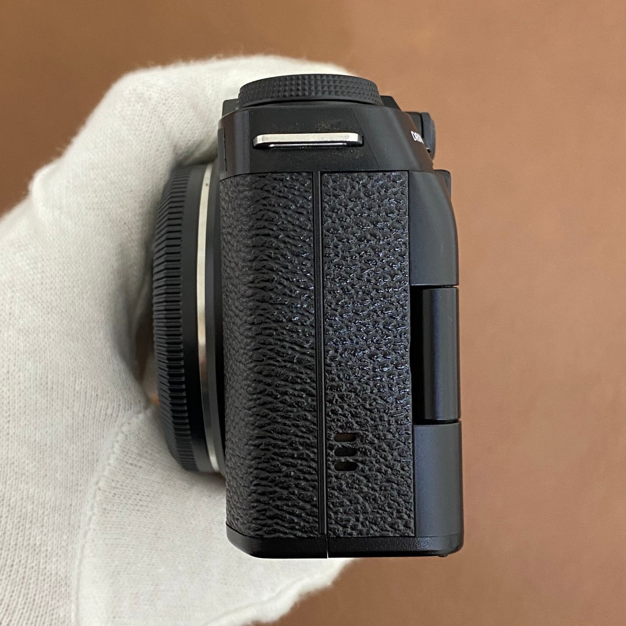 FUJIFILM X-M5 ボディ ブラック 付属品完備 – まるかめら