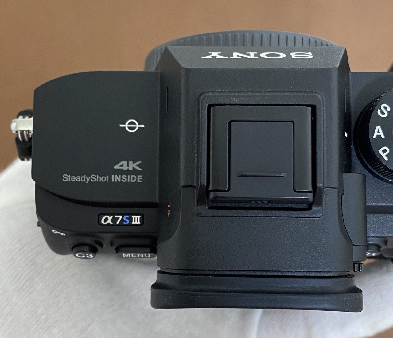 SONY - SONY ILCE-7SM3 ILCE-7SM3 a7siii ボディ 付属品 SONY α7SIII ボディ ILCE-7SM3 付属品完備 – まるかめら