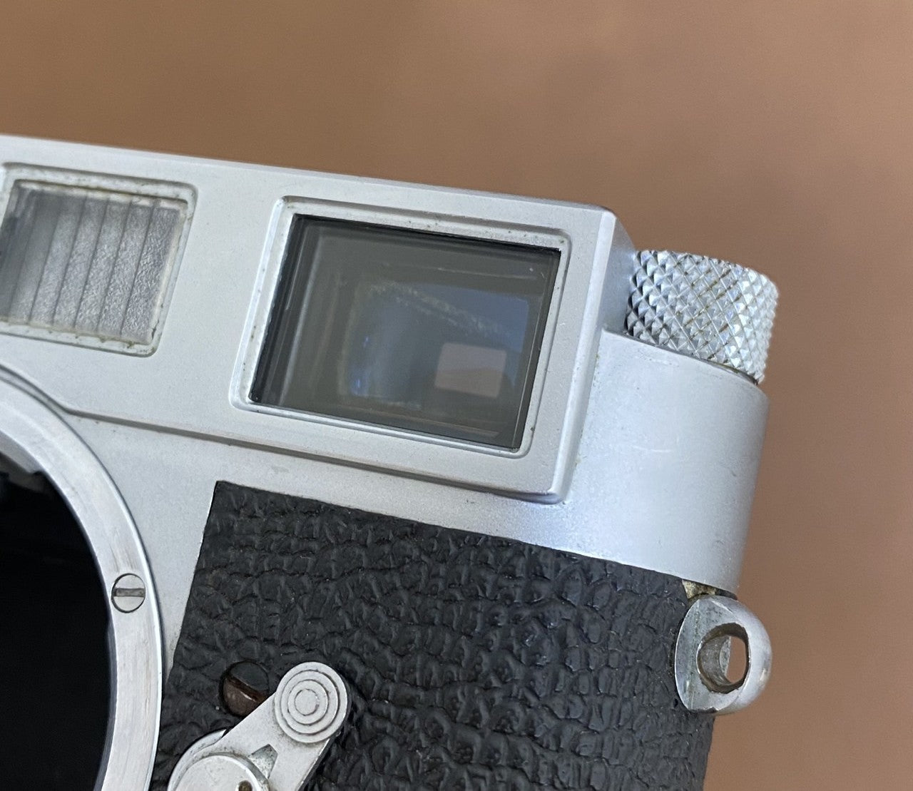 LEICA M2 Silver Chrome 1962年製 OH済み LEICA M2 Silver Chrome 1962年製 OH済み – まるかめら