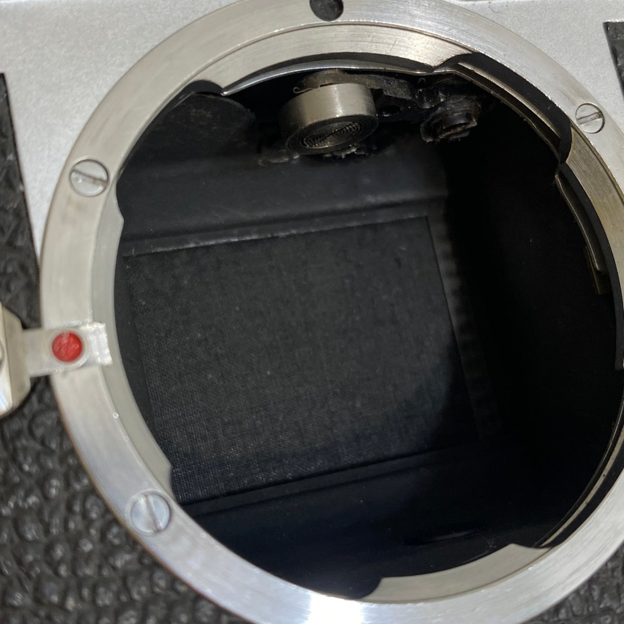 LEICA M2 Silver Chrome 1962年製 OH済み – まるかめら