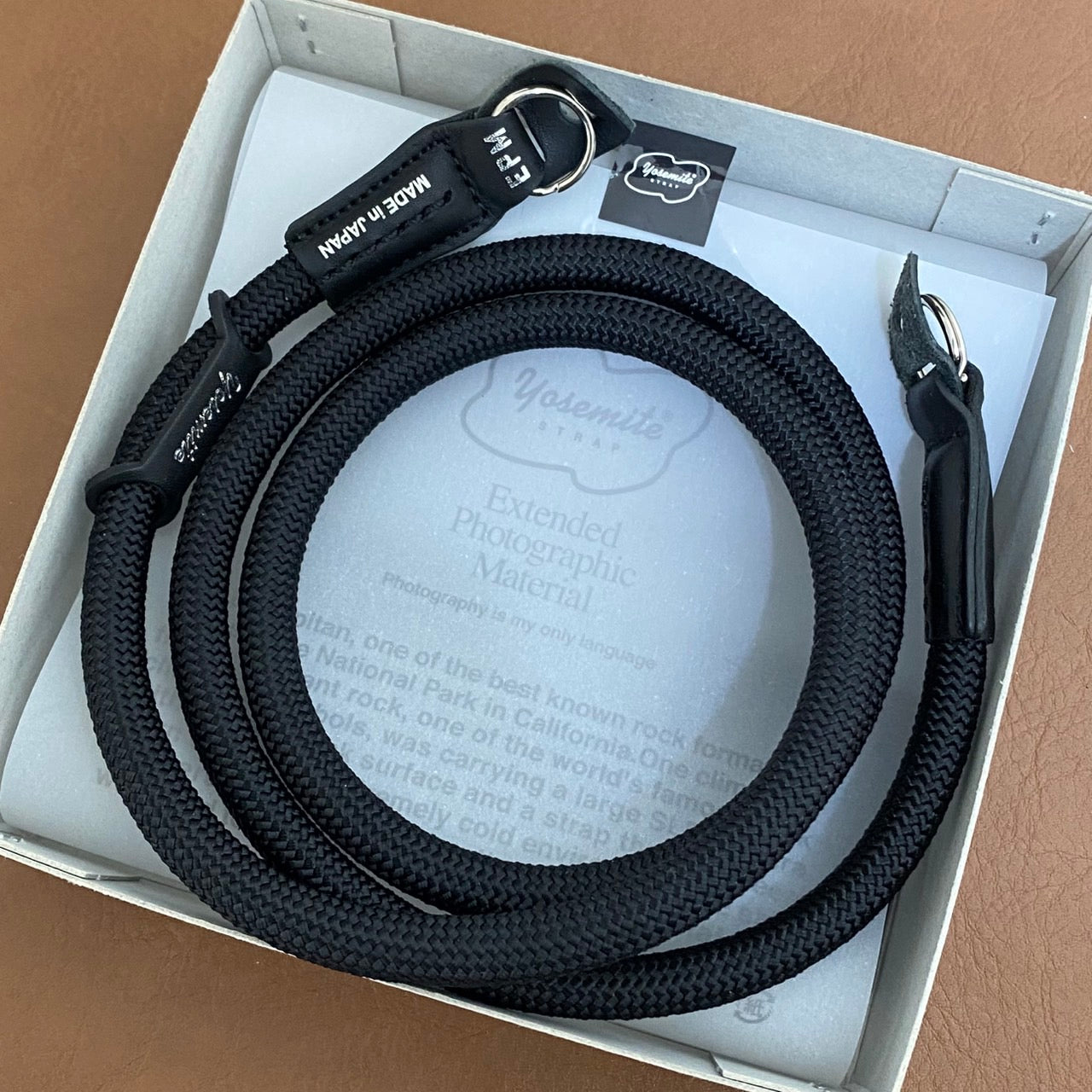 YOSEMITE CAMERA STRAP 111cm MAD BLACK