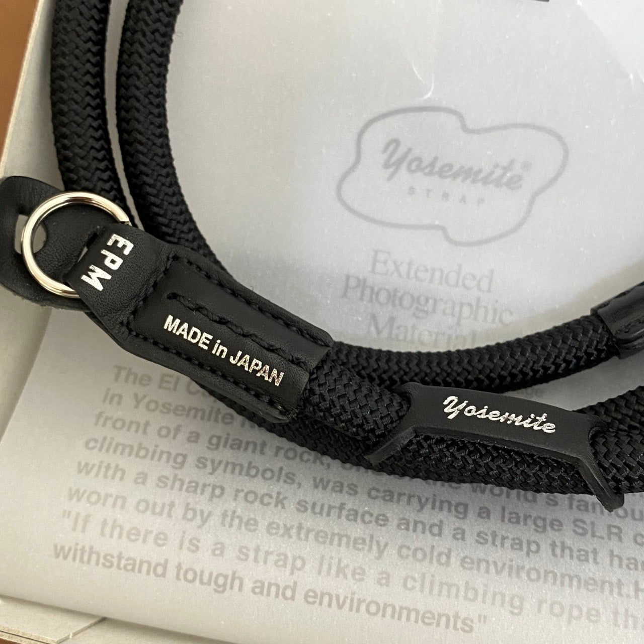 YOSEMITE CAMERA STRAP 111cm MAD BLACK