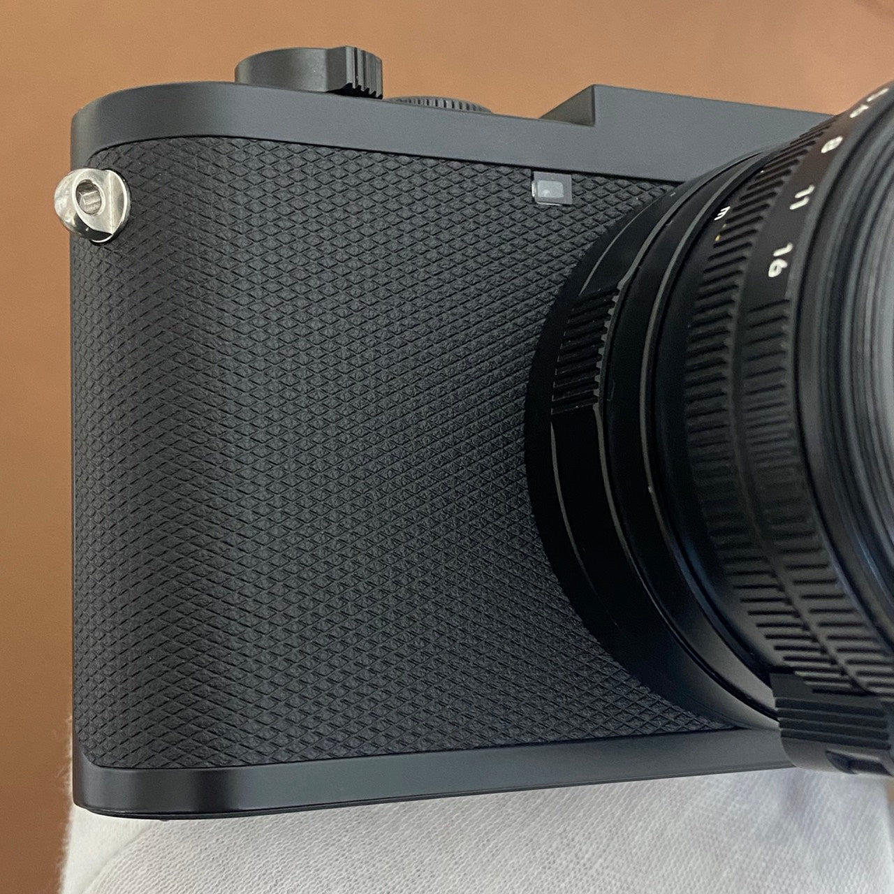 LEICA Q2 – まるかめら
