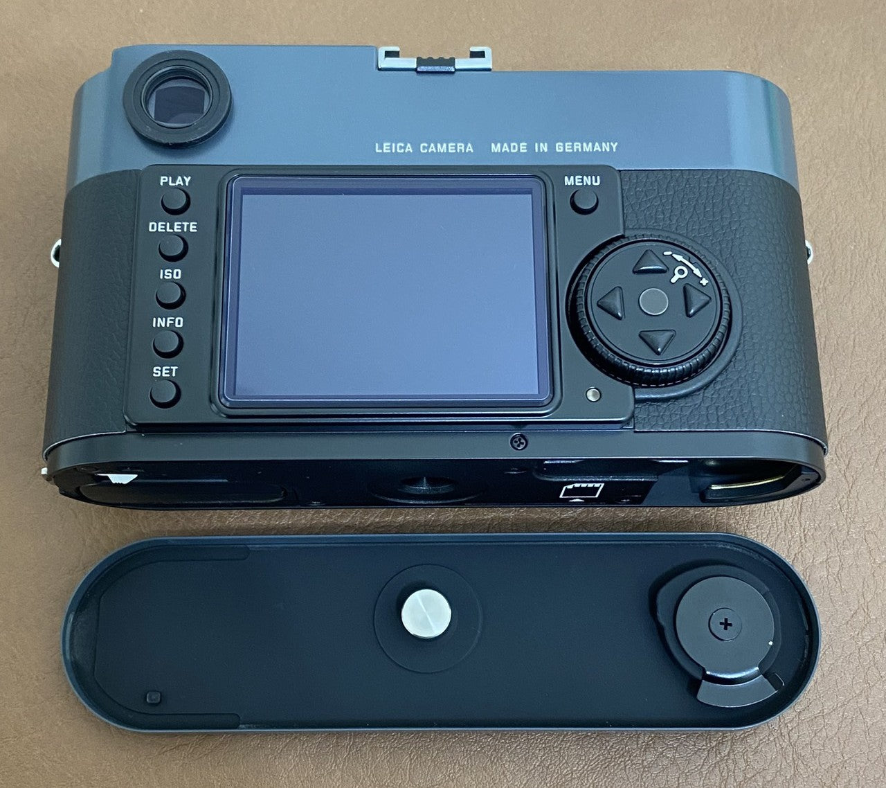 LEICA M-E Typ220 センサー対策済み 点検済み – まるかめら