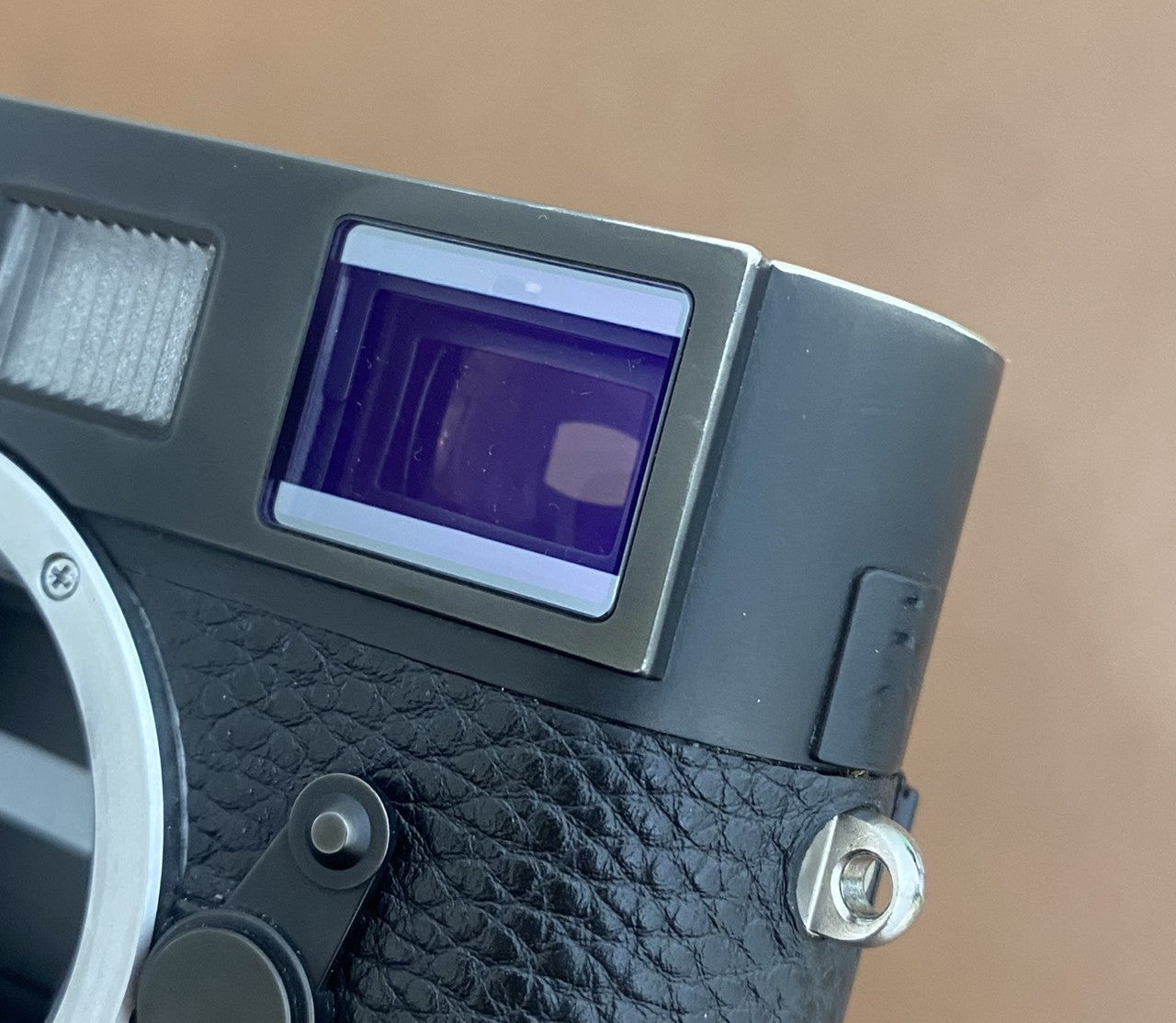 LEICA M8 Black Chrome + 14486 ハンドグリップ LEICA M8 Black Chrome + 14486 ハンドグリップ – まるかめら