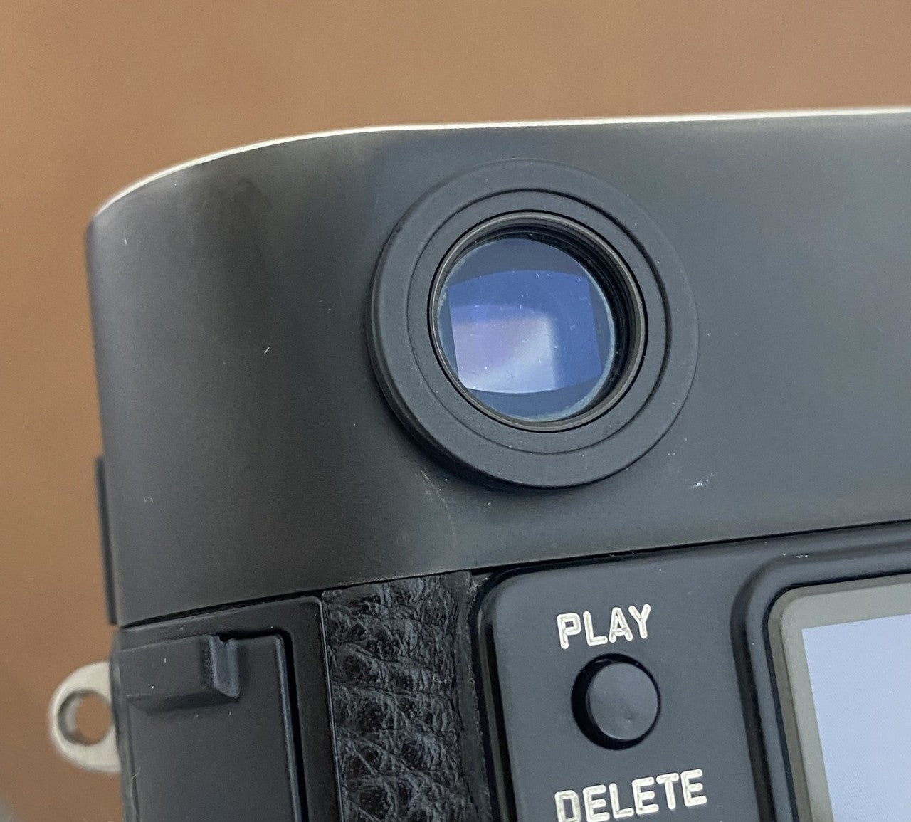 LEICA M8 Black Chrome + 14486 ハンドグリップ