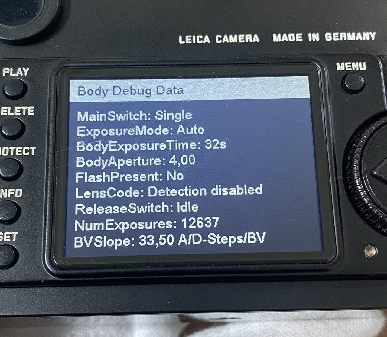 LEICA M8 Black Chrome + 14486 ハンドグリップ