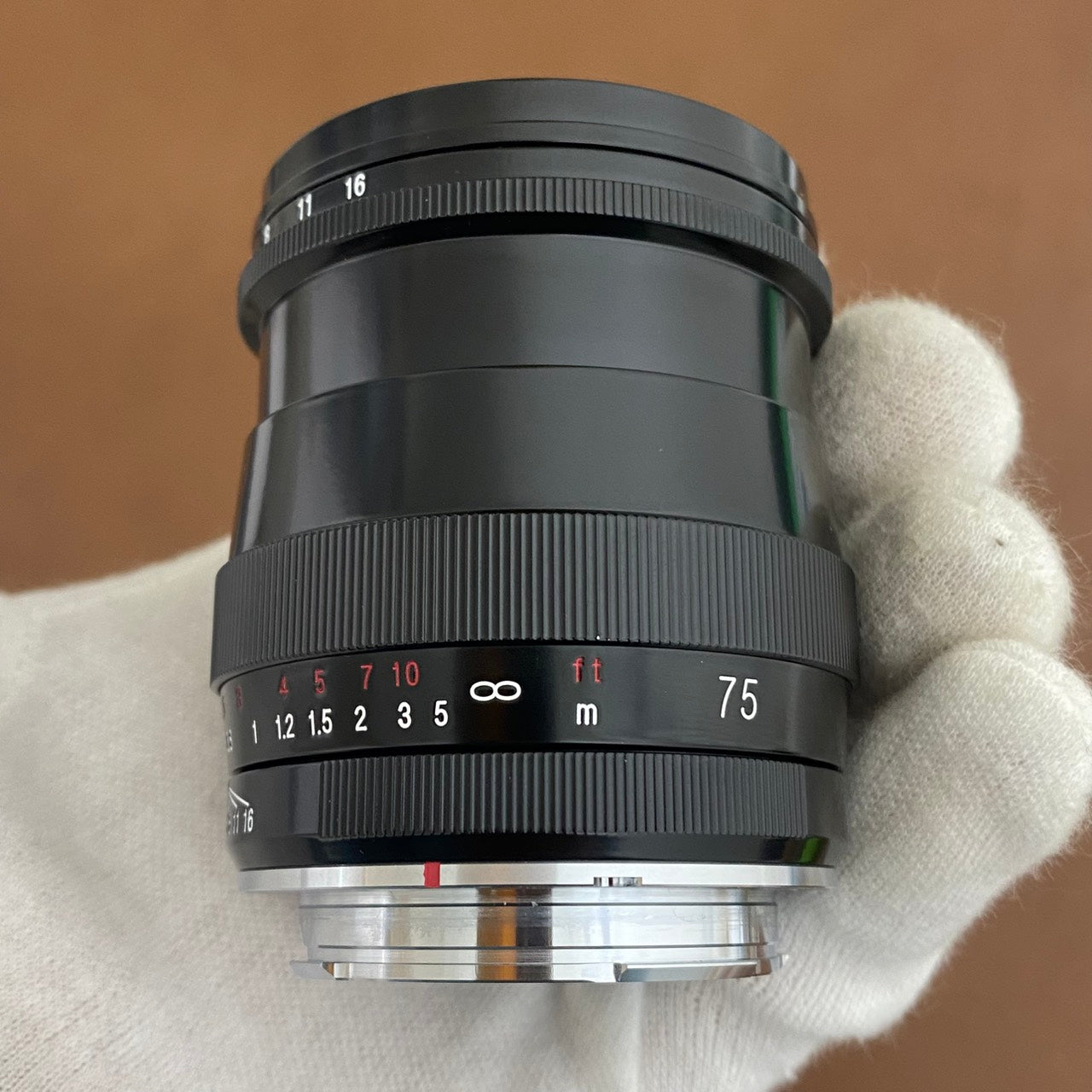 Voigtlander ULTRON 75mm F1.9 SC VM 付属品完備 Voigtlander ULTRON 75mm F1.9 SC VM 付属品完備 – まるかめら