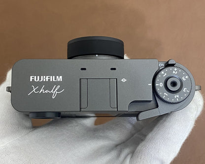 FUJIFILM X half X-HF1 チャコールシルバー