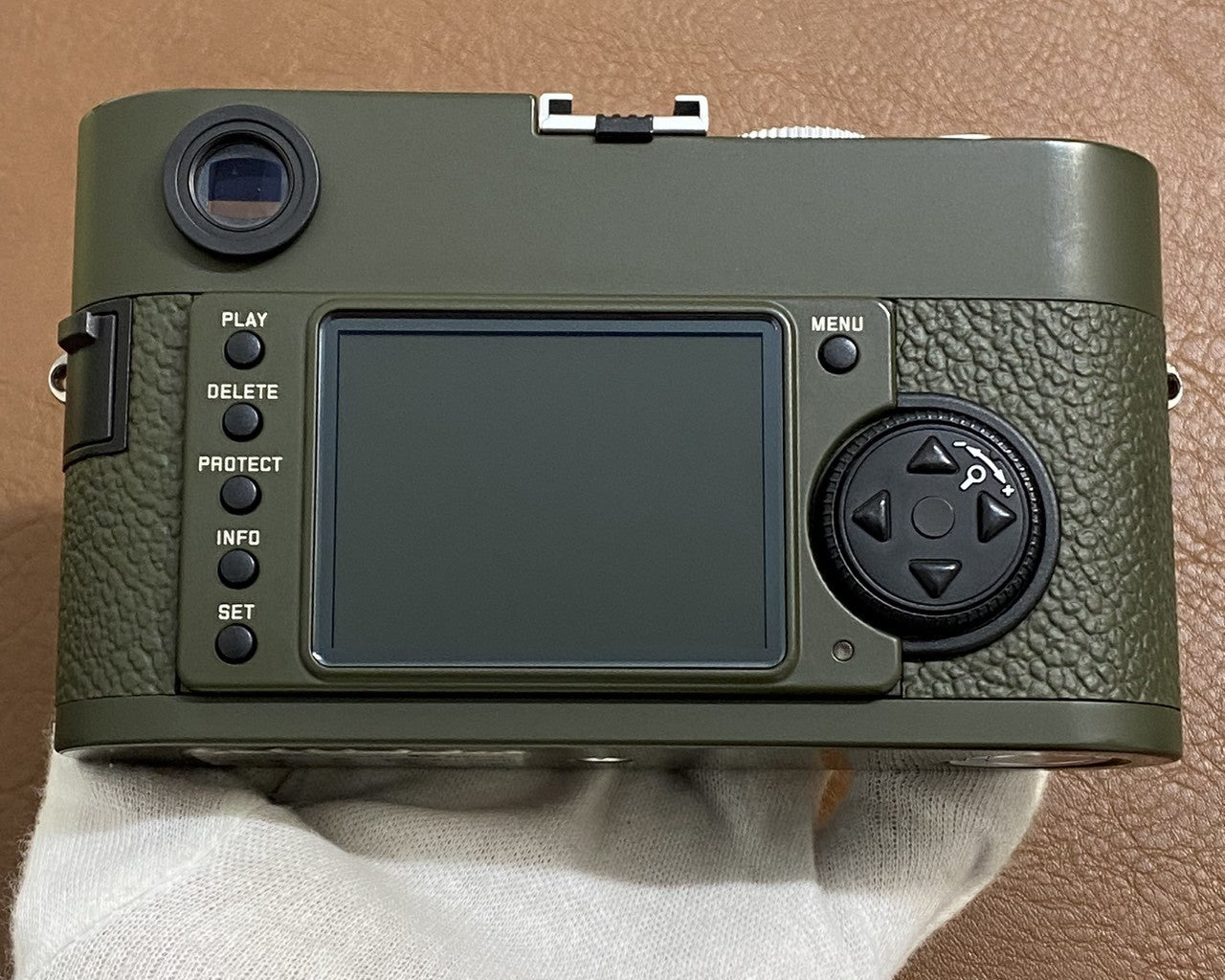 LEICA M8.2 Safari 500台限定