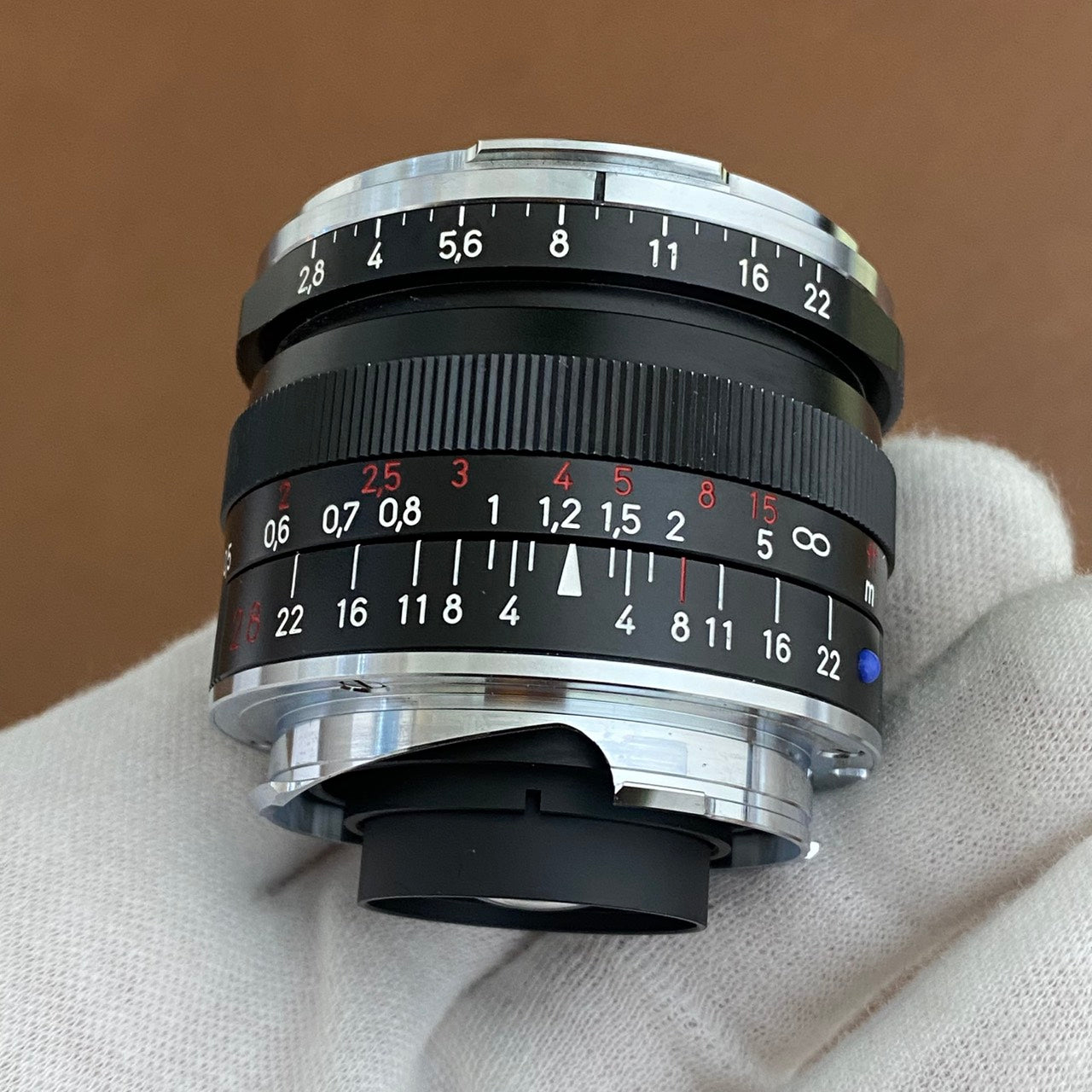 Carl Zeiss Biogon T* 28mm F2.8 ZM Black – まるかめら