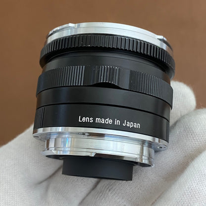 Carl Zeiss  Biogon T* 28mm F2.8 ZM Black