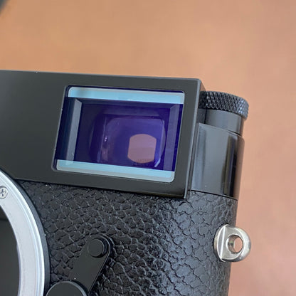 LEICA M11 Glossy Black Paint Version JP 付属品完備