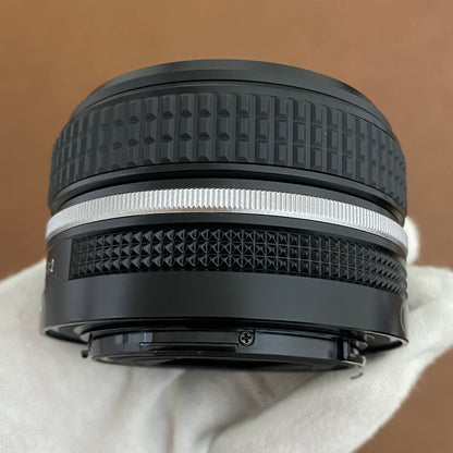 Nikon NIKKOR Z 40mm F2 付属品完備