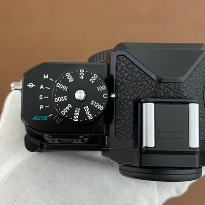 Nikon Z f ボディ Black 付属品完備