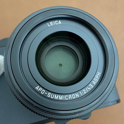 LEICA Q3 43