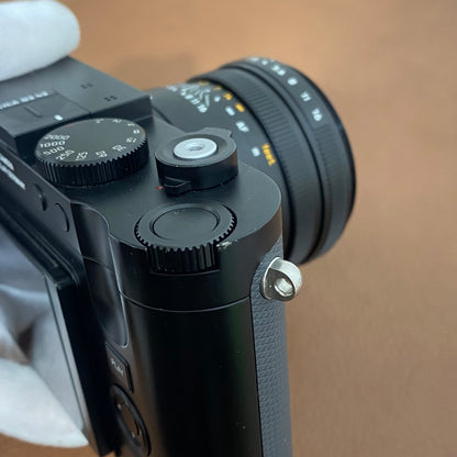 LEICA Q3 43
