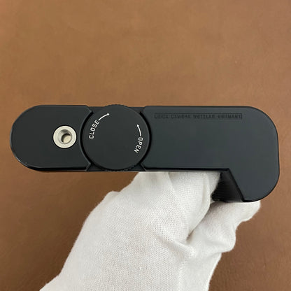 LEICA Q2用ハンドグリップ 19540