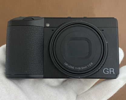 RICOH GR III