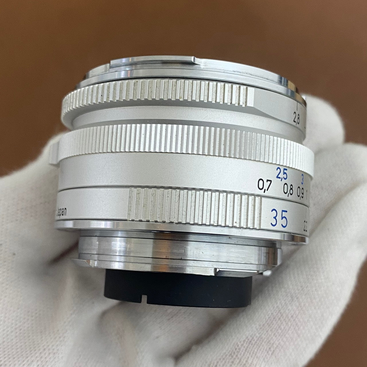 Carl Zeiss  C Biogon T* 35mm F2.8 ZM Silver