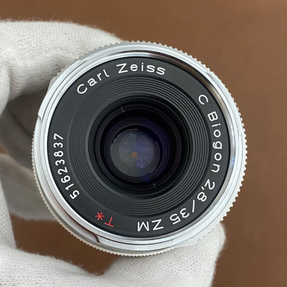 Carl Zeiss  C Biogon T* 35mm F2.8 ZM Silver