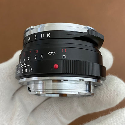 Voigtlander NOKTON classic 40mm F1.4 MC VM