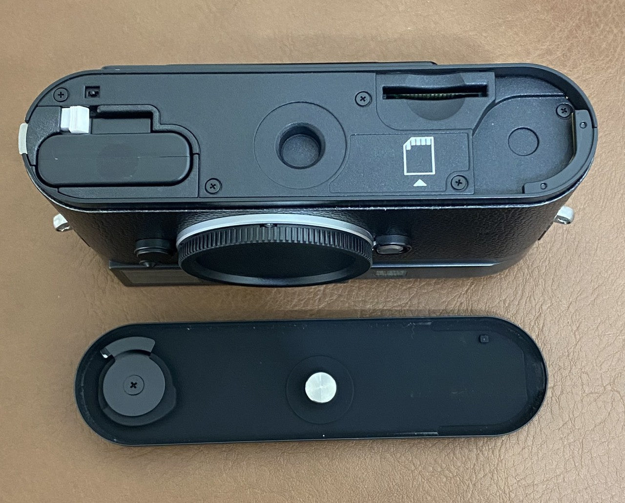 LEICA M Monochrom Black Chrome センサー対策済み 付属品完備 証明書付き