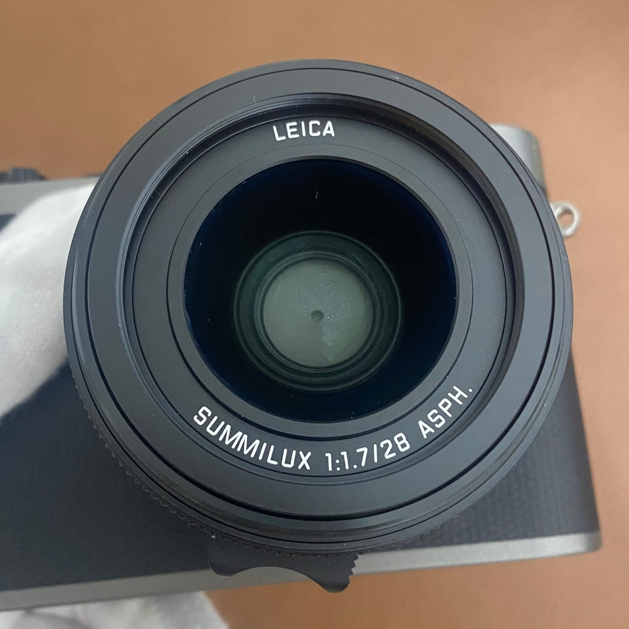 LEICA Q Typ 116 チタングレー – まるかめら