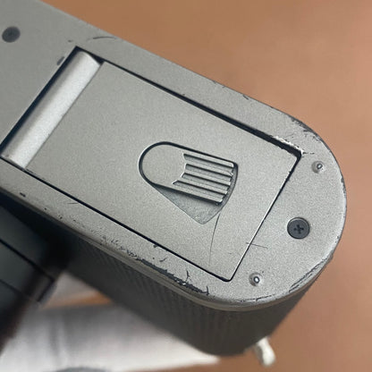 LEICA Q Typ 116 チタングレー