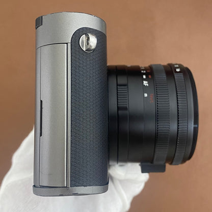 LEICA Q Typ 116 チタングレー