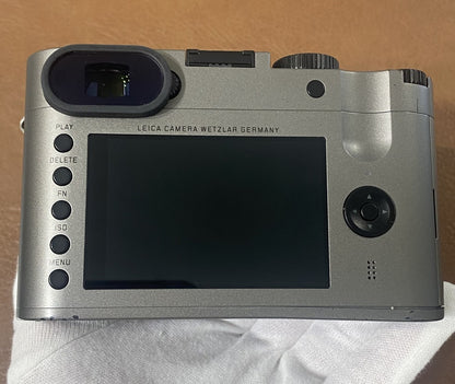 LEICA Q Typ 116 チタングレー