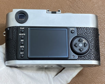 LEICA M9-P Silver Chrome　