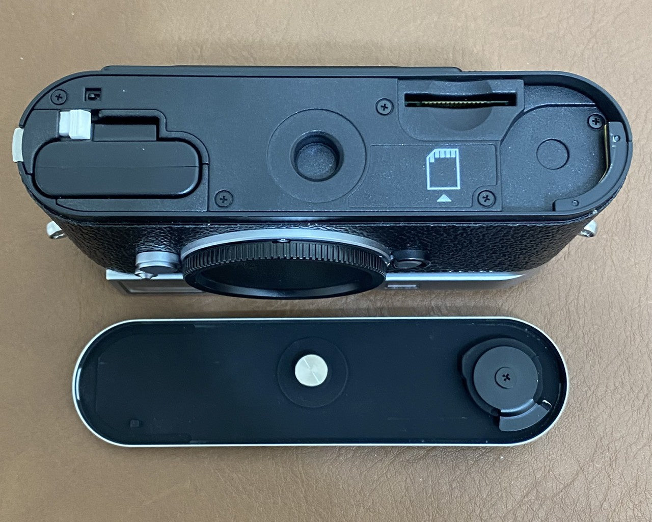 LEICA M9-P Silver Chrome　