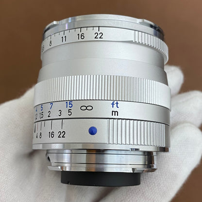 Carl Zeiss  Biogon T* 35mm F2 ZM Silver シルバー