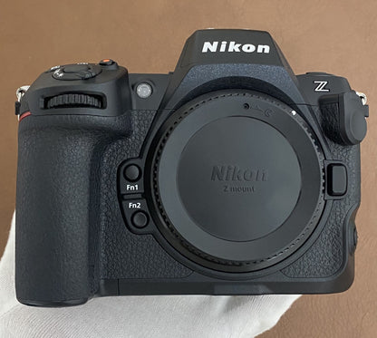 Nikon Z8 ボディ 箱付き