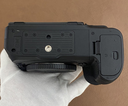Nikon Z8 ボディ 箱付き