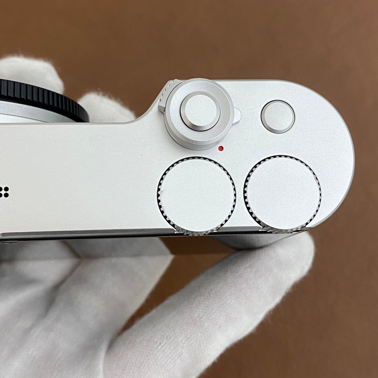 LEICA TL2 Silver 付属品完備 LEICA TL2 Silver 付属品完備 – まるかめら