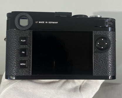 LEICA M11 Glossy Black Paint Version JP 2025年製
