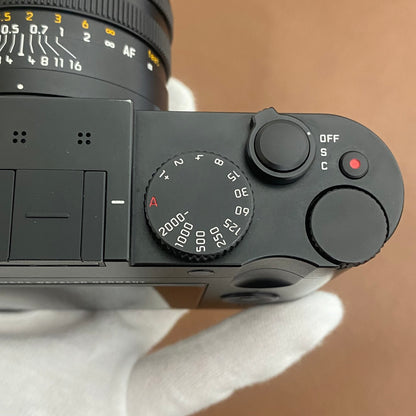 LEICA Q Typ116 Black