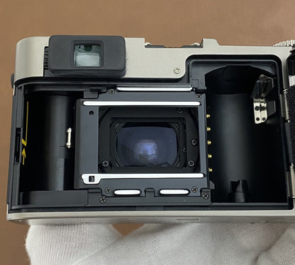 LEICA CM ZOOM