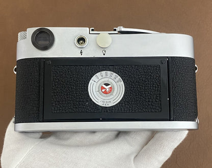LEICA M2 Silver Chrome クイックローディングスプール付き 1963年製 OH済み