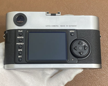 LEICA M8 Silver Chrome