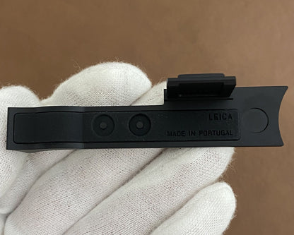 LEICA Q3用 サムレスト ブラック 19533