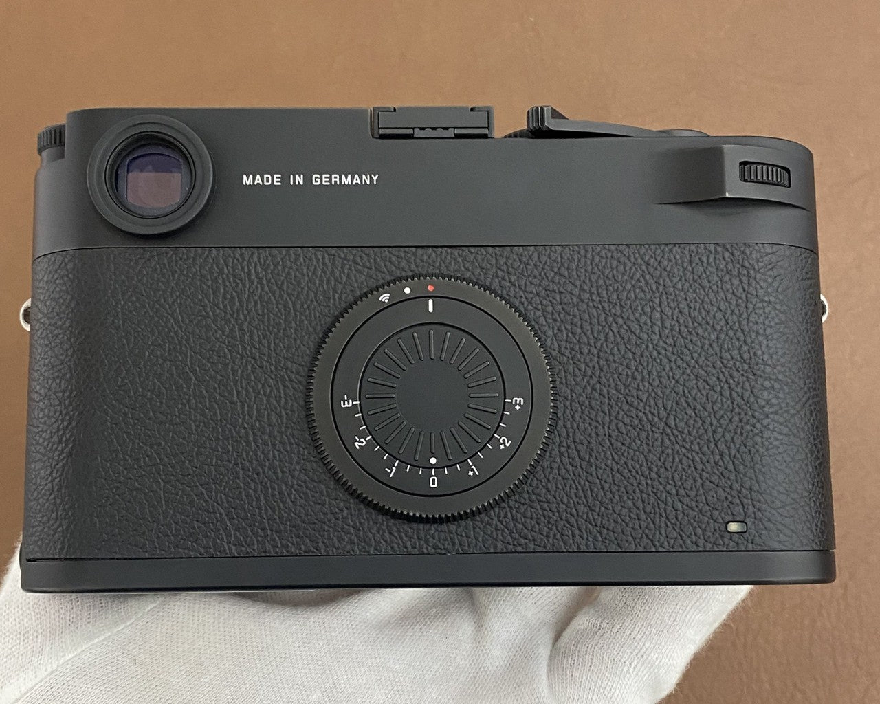 LEICA M10-D